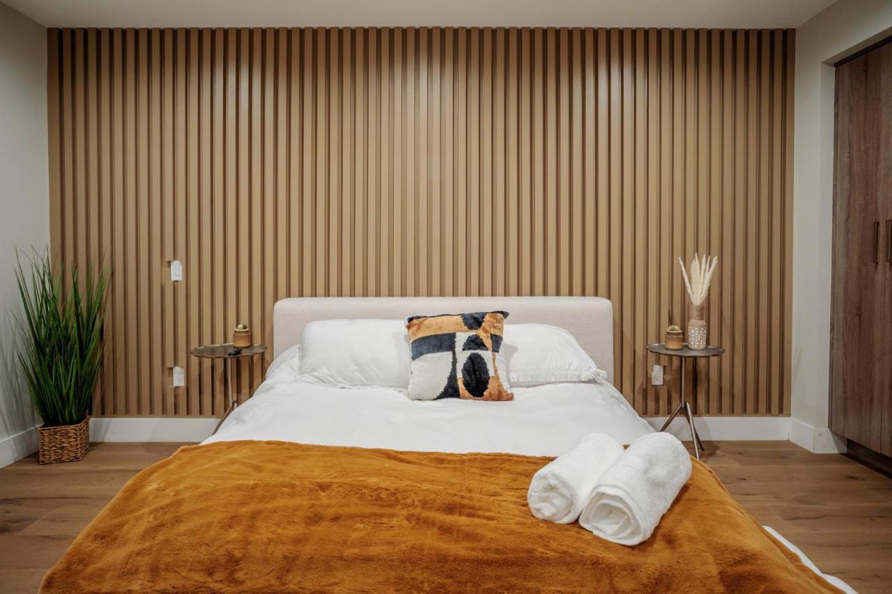 Serene 1 Bed Guest House With Patio Sleeps 6 Los Angeles Exteriör bild