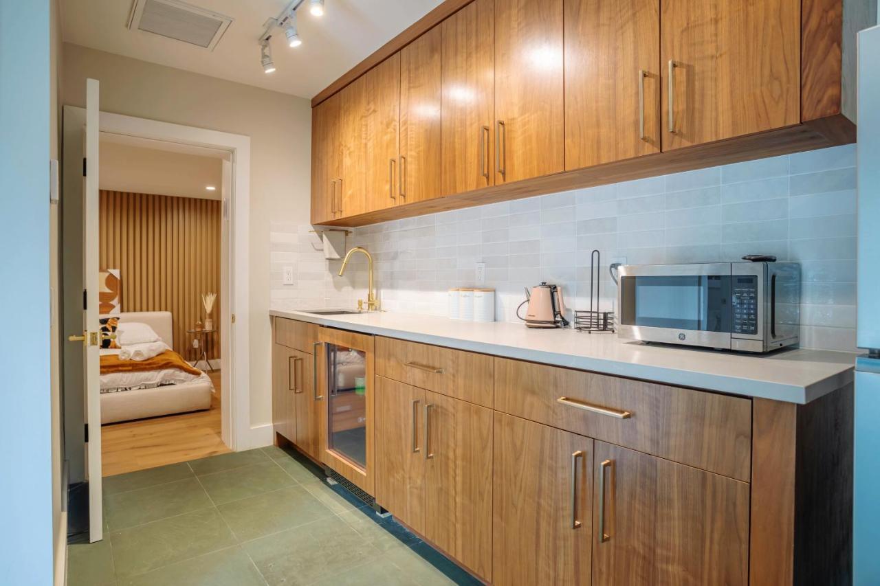 Serene 1 Bed Guest House With Patio Sleeps 6 Los Angeles Exteriör bild